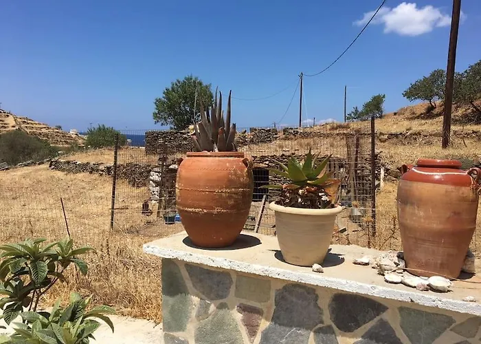 Red2 Guest House